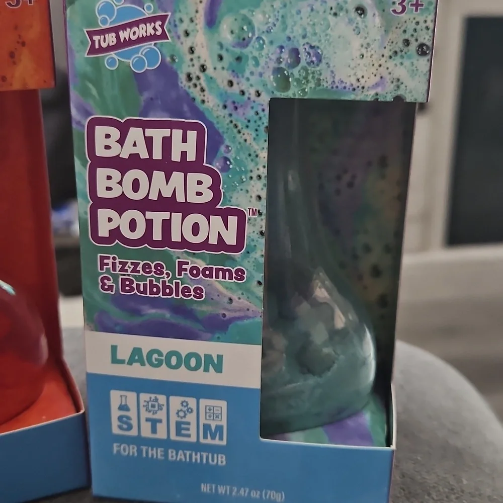 Bath Bomb Potions- Lava & Lagoon! Fizzes, Foams And Bubbles! Brand New
